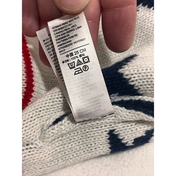 Old Navy Stars Stripes USA Pom Beanie Hat Red White Blue Knit One Size - Picture 6 of 7